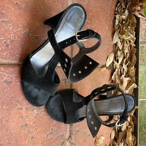 Stuart Weitzman suede black pumps
